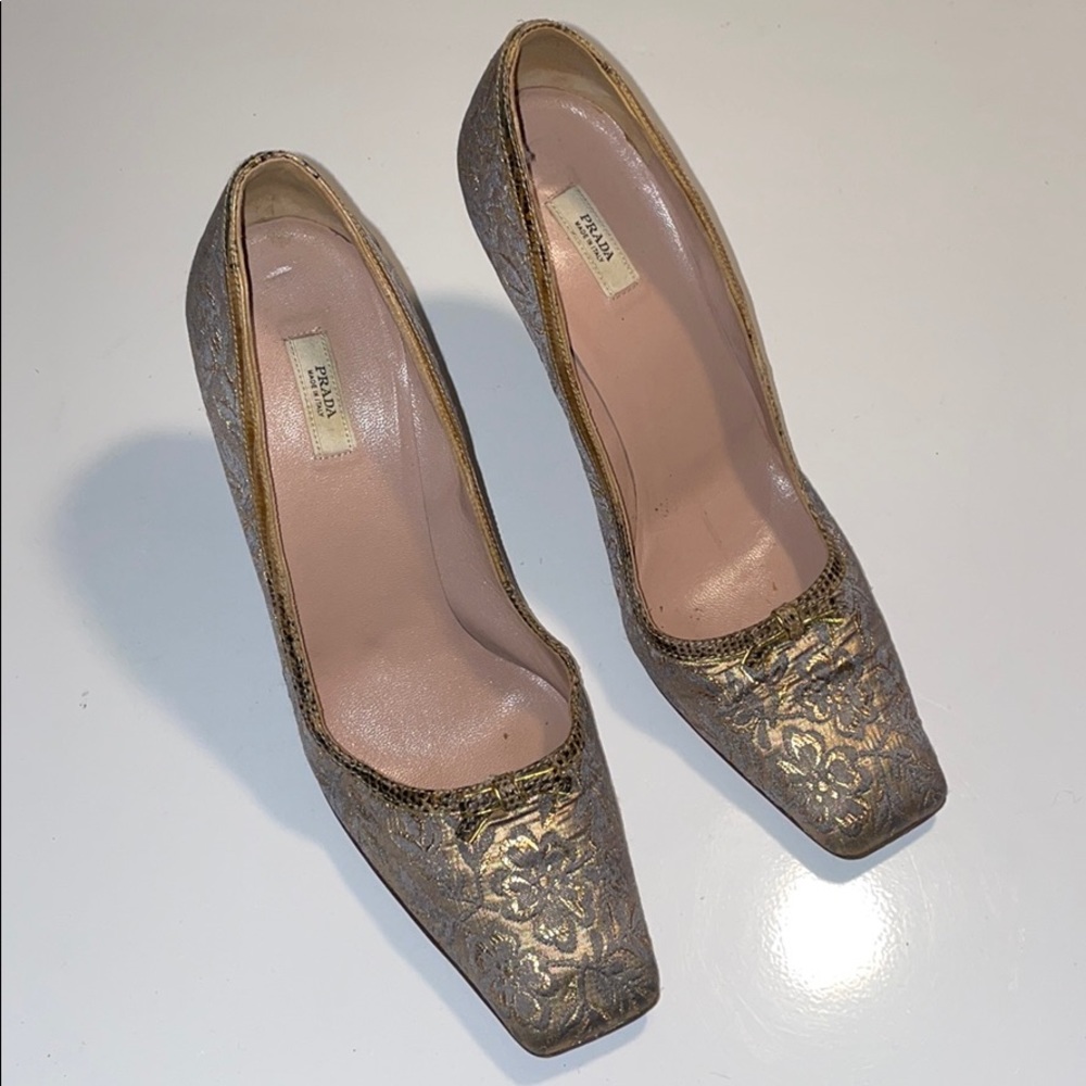 Prada Metallic Gold Gray Silk Brocade Victorian Heels